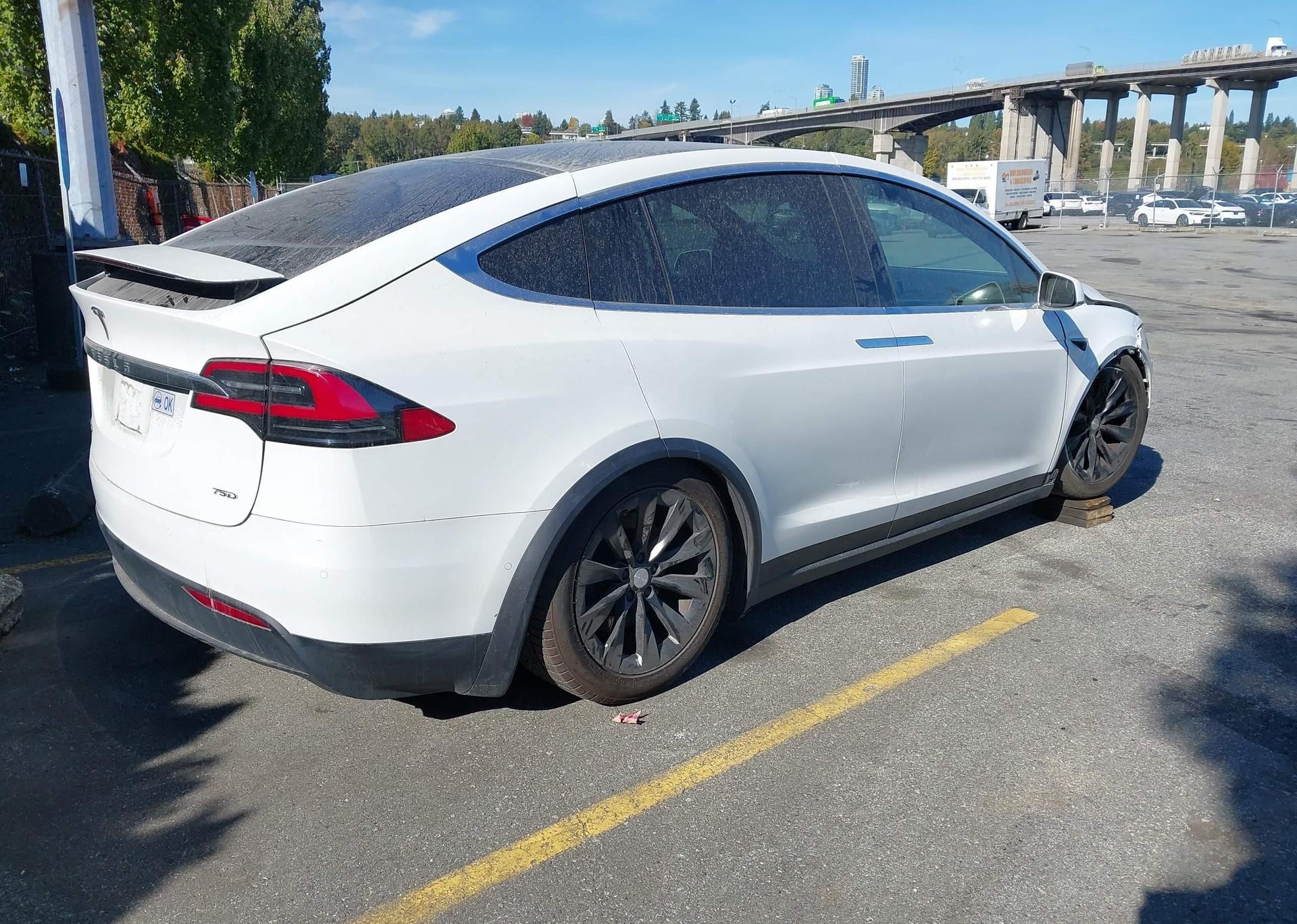2017 TESLA X