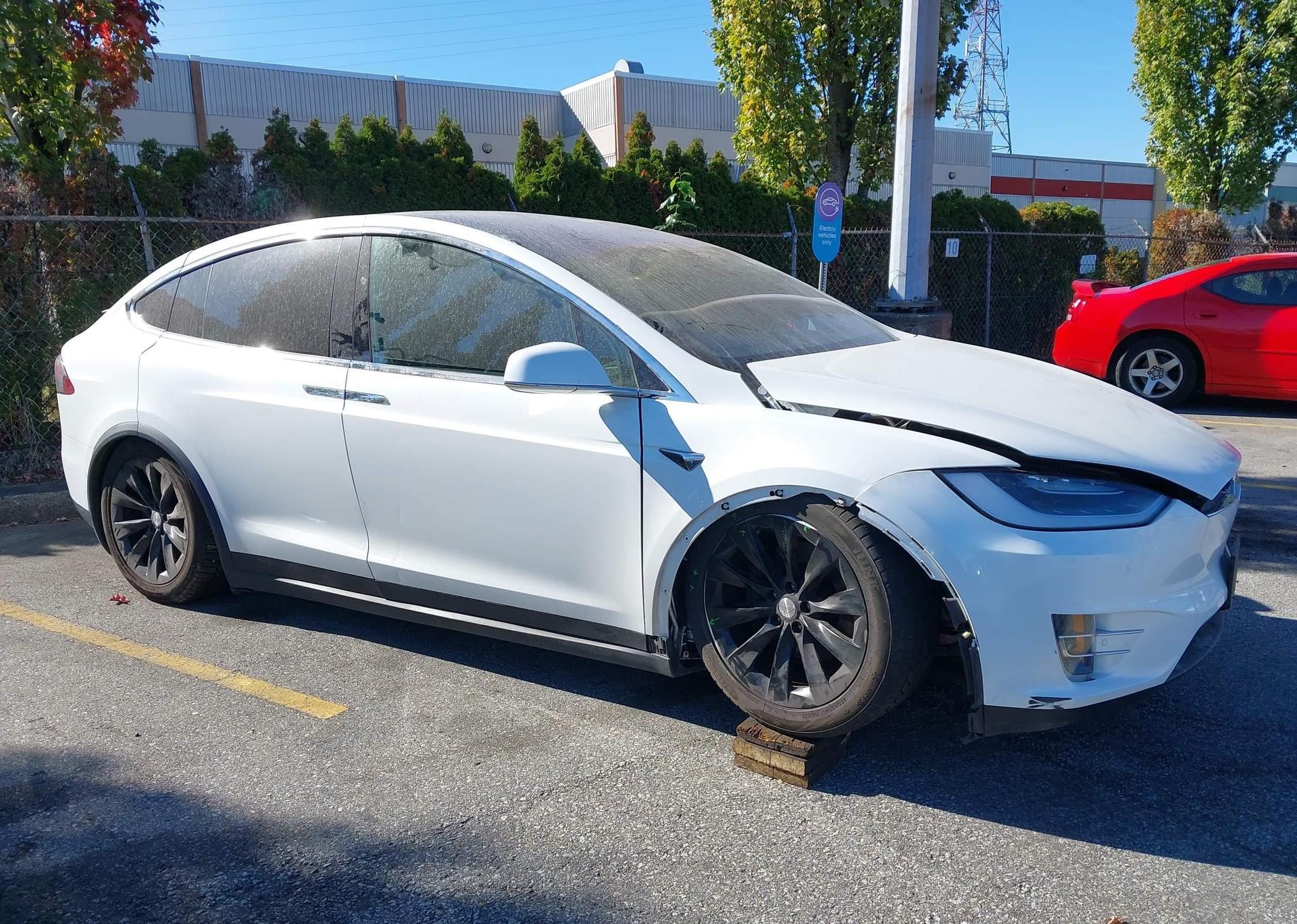 2017 TESLA X