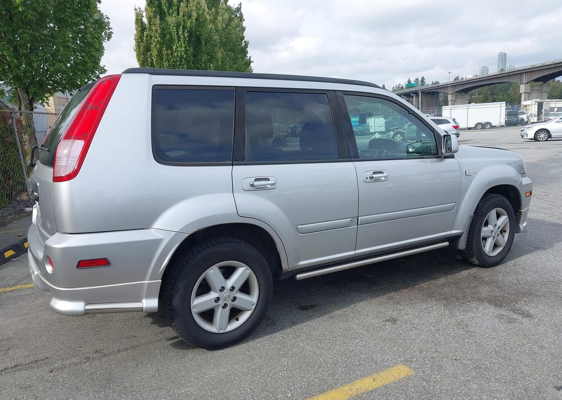 2006 NISSAN X-TRAIL XE