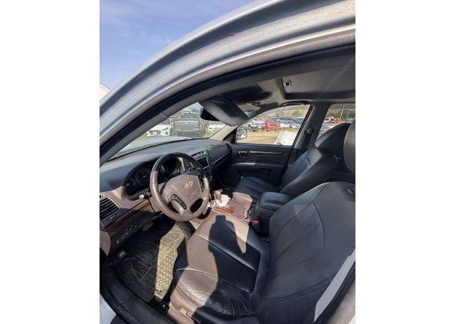 2010 HYUNDAI SANTA FE SE