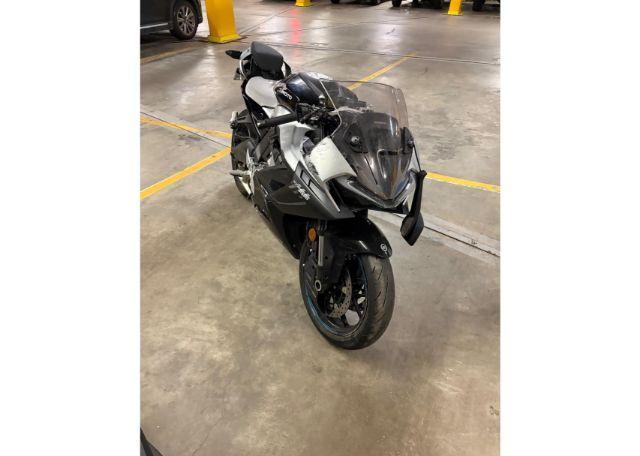 2025 CF MOTO 675SS