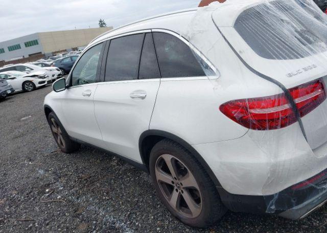 2017 MERCEDES-BENZ GLC 300 4MATIC