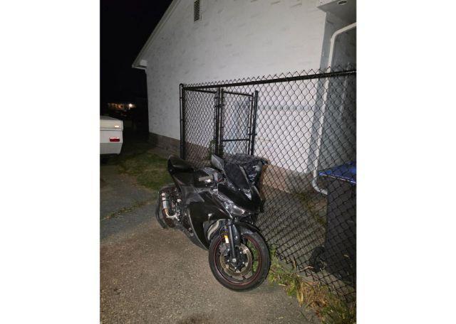 2015 YAMAHA YZFR3
