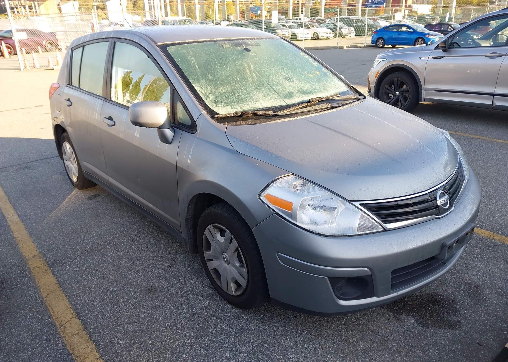 2011 NISSAN VERSA