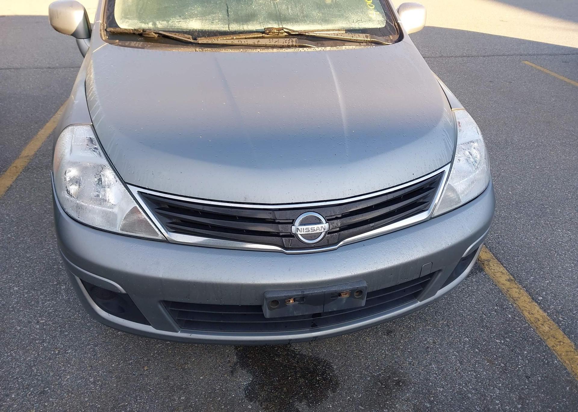 2011 NISSAN VERSA