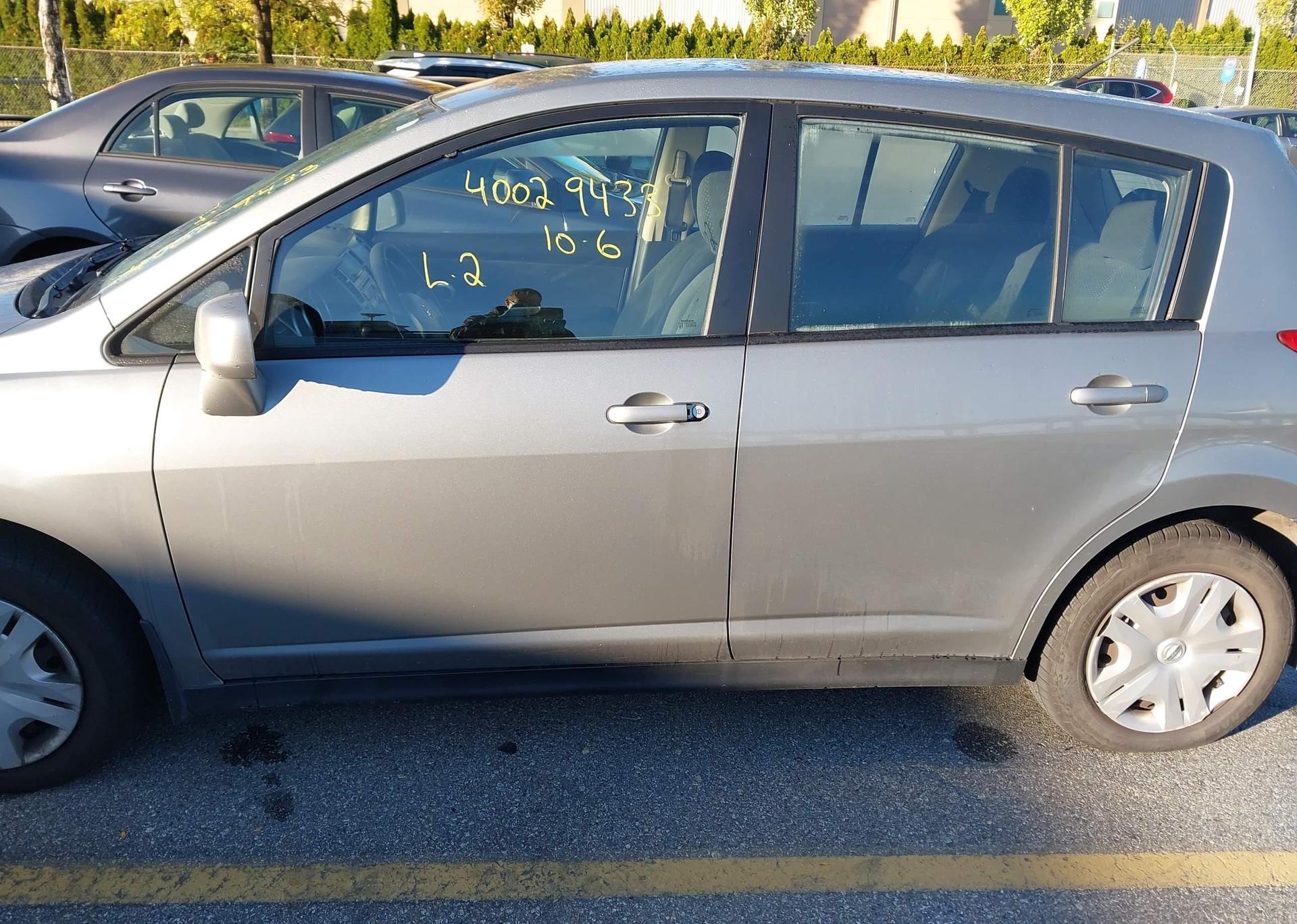 2011 NISSAN VERSA