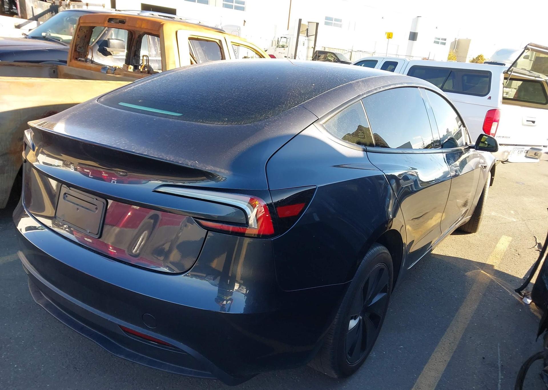 2024 TESLA MODEL 3
