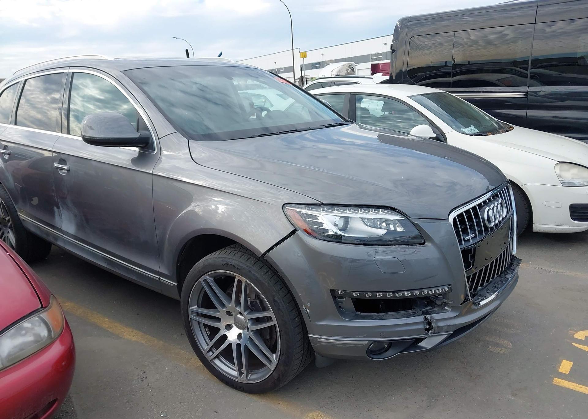 2010 AUDI Q7