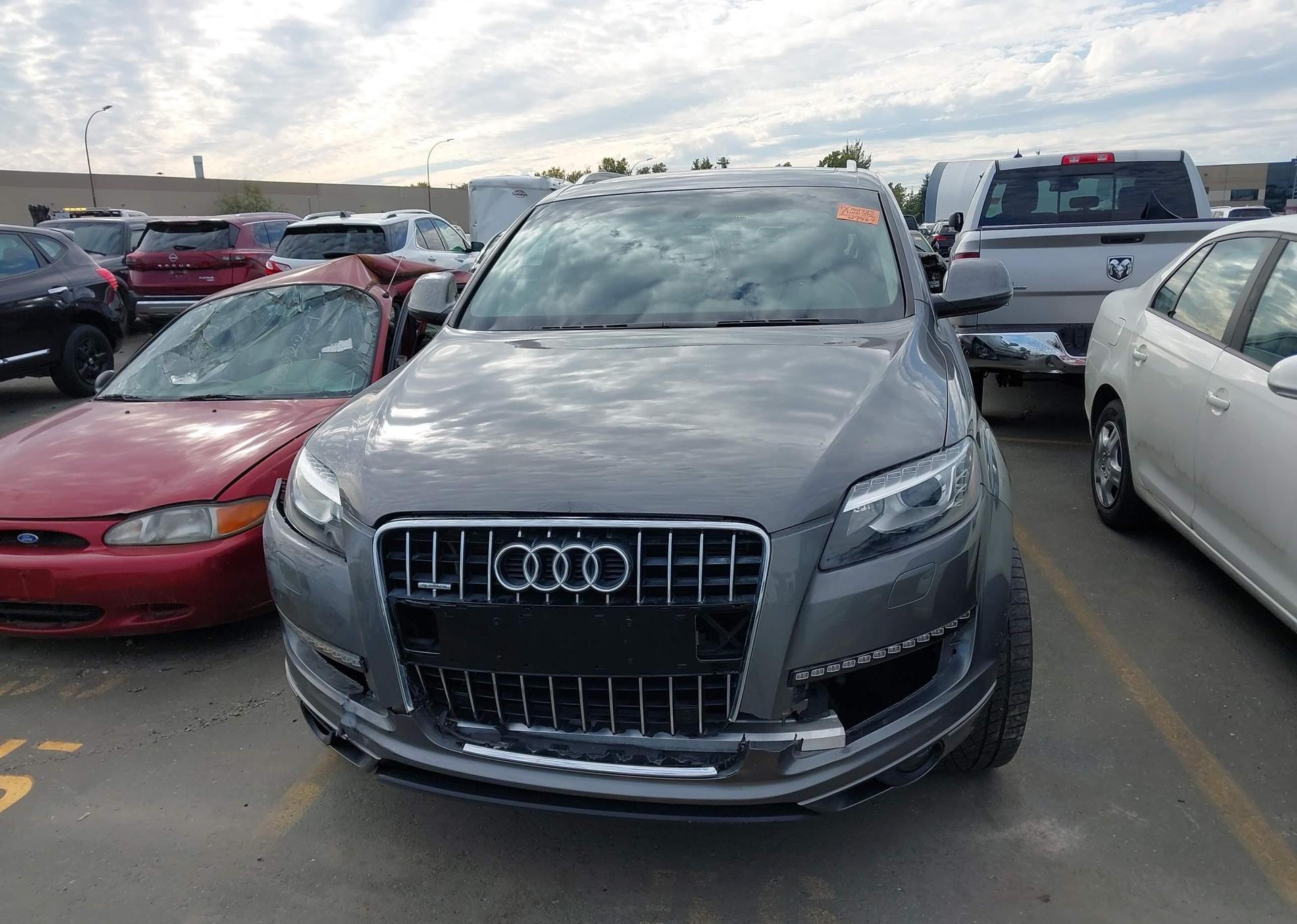 2010 AUDI Q7