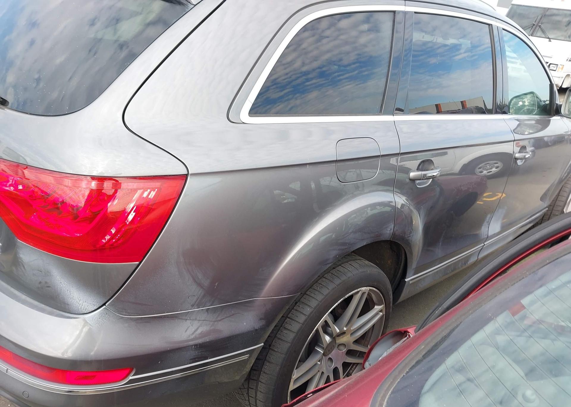 2010 AUDI Q7