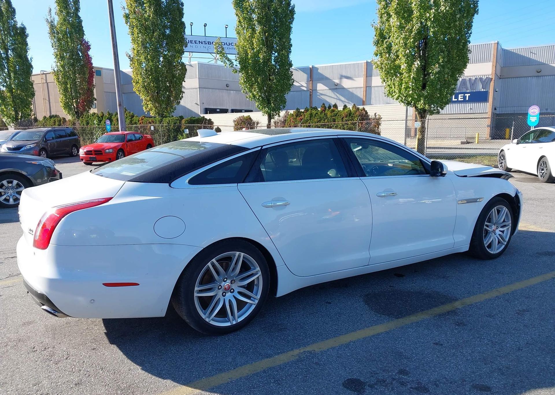 2018 JAGUAR XJL