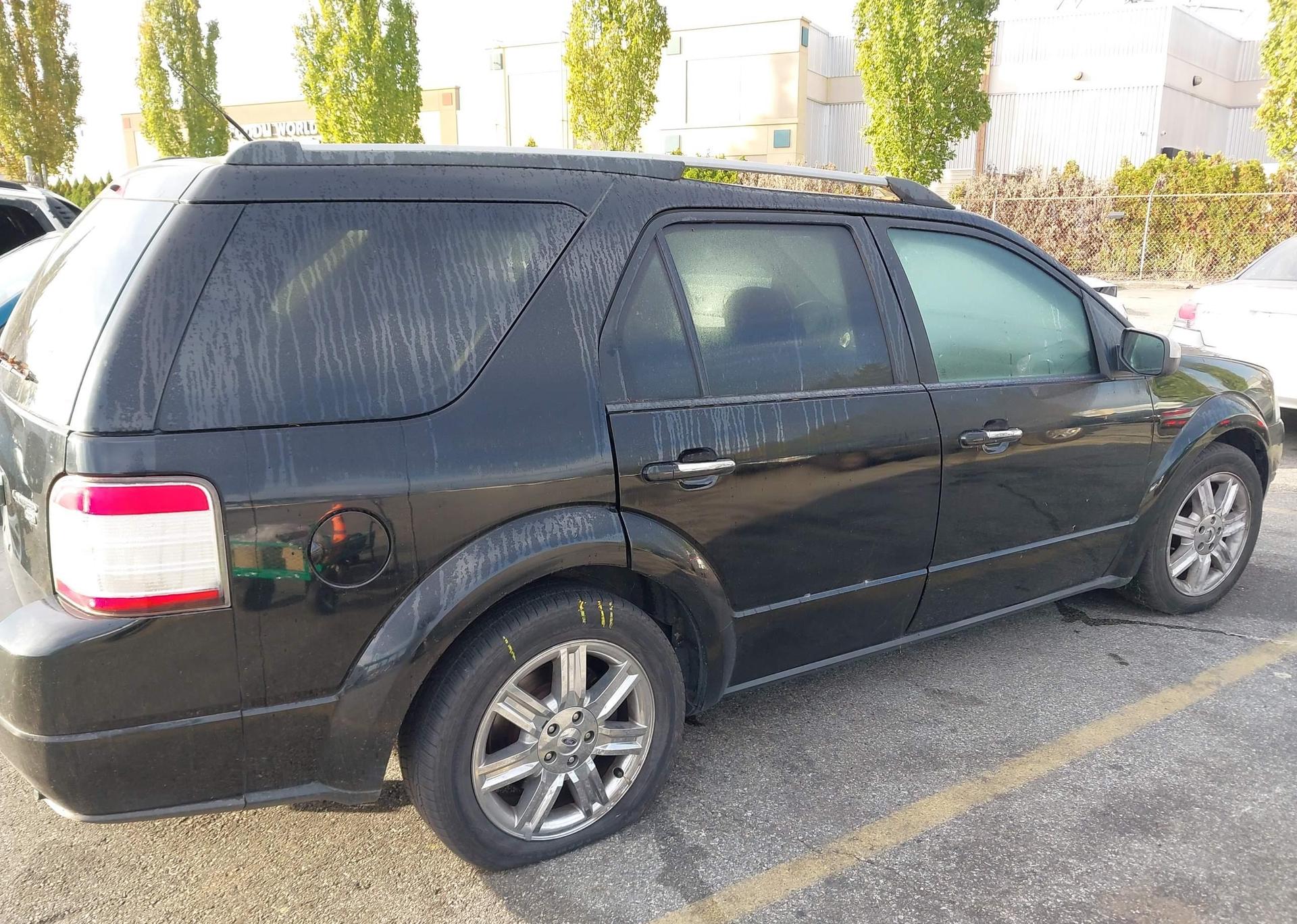 2008 FORD TAURUS X LIMITED