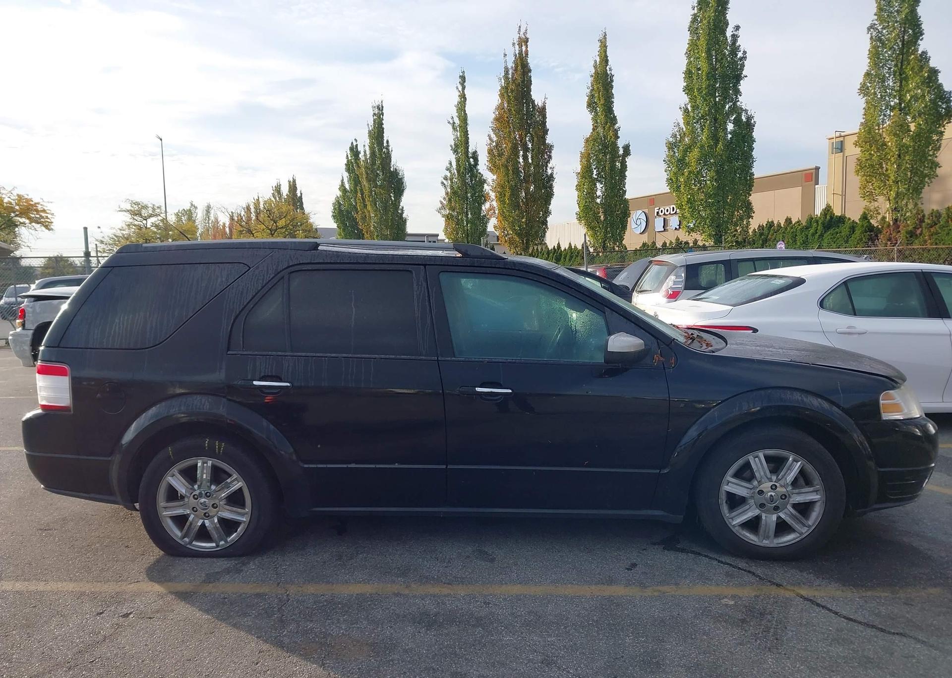 2008 FORD TAURUS X LIMITED