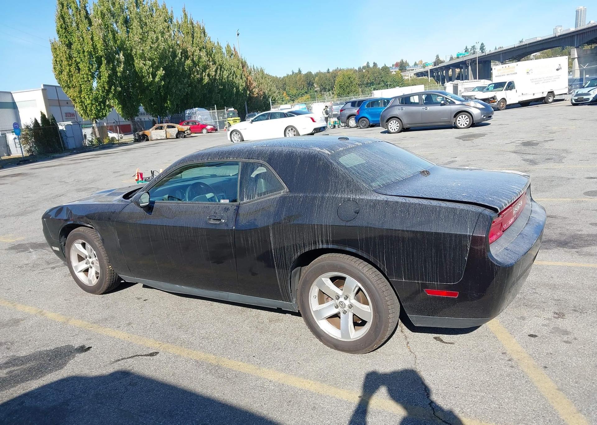 2009 DODGE CHALLENGER SE