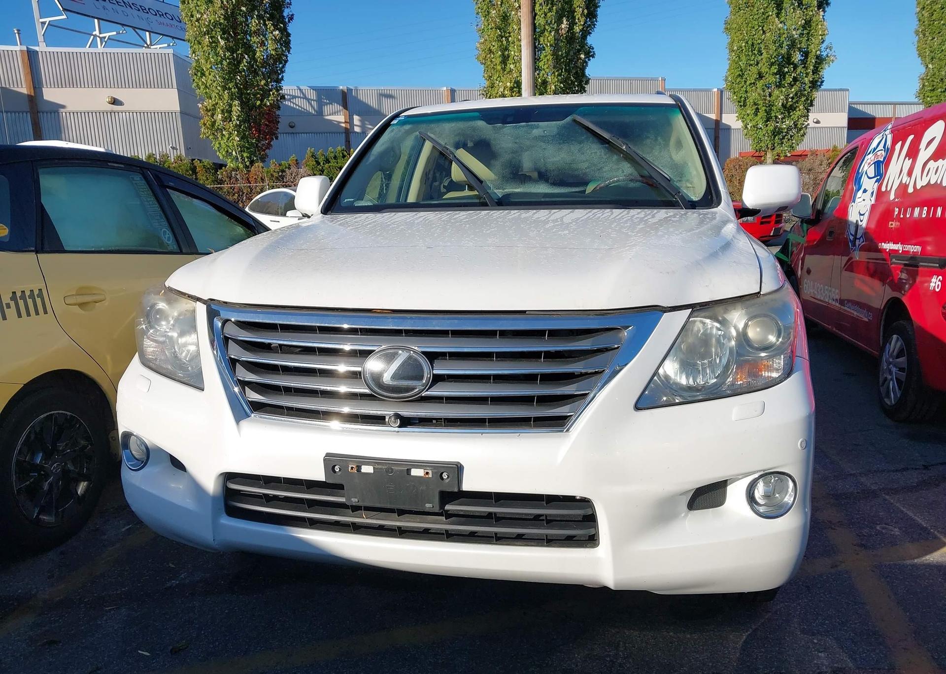 2010 LEXUS LX 570