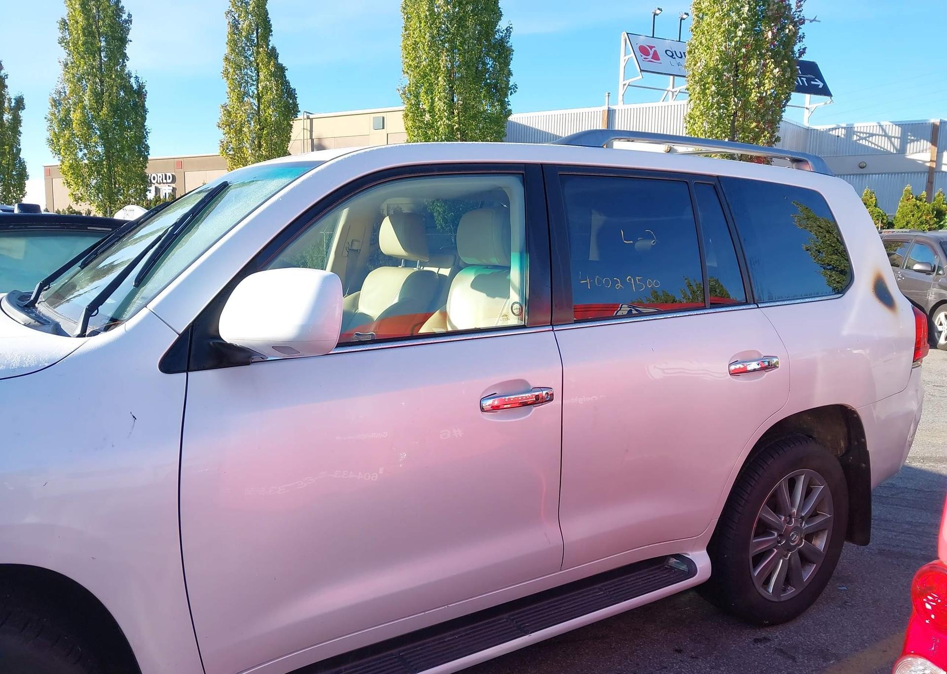 2010 LEXUS LX 570