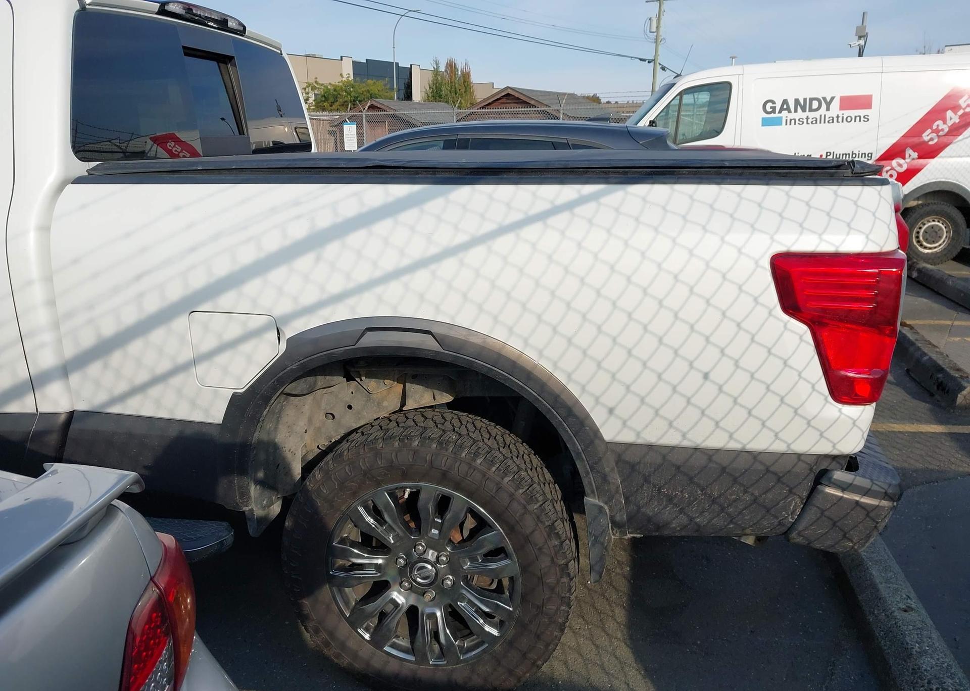 2016 NISSAN TITAN