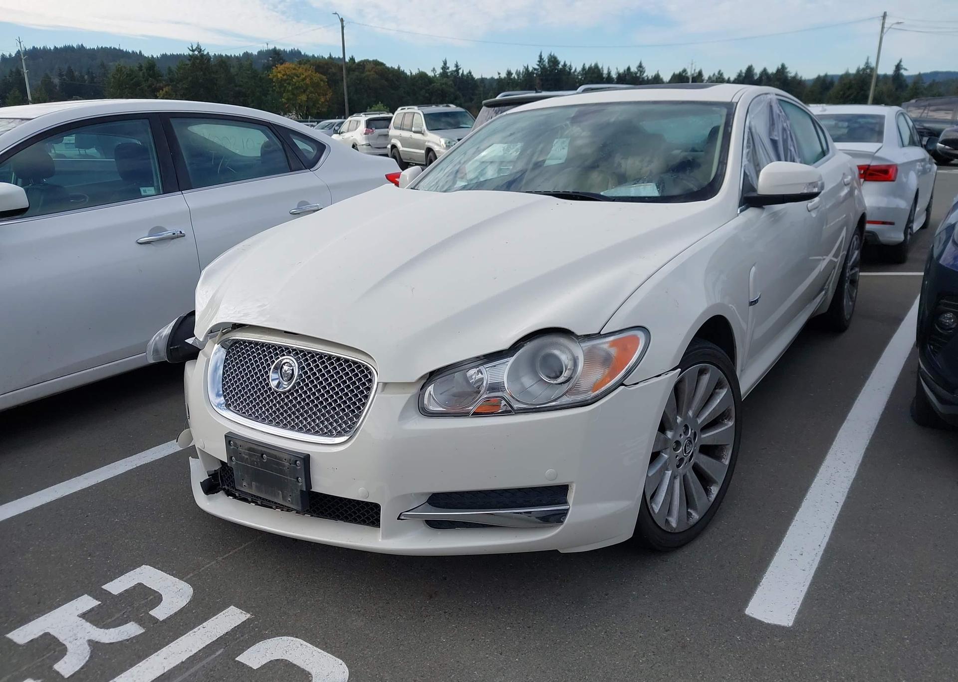 2009 JAGUAR XF