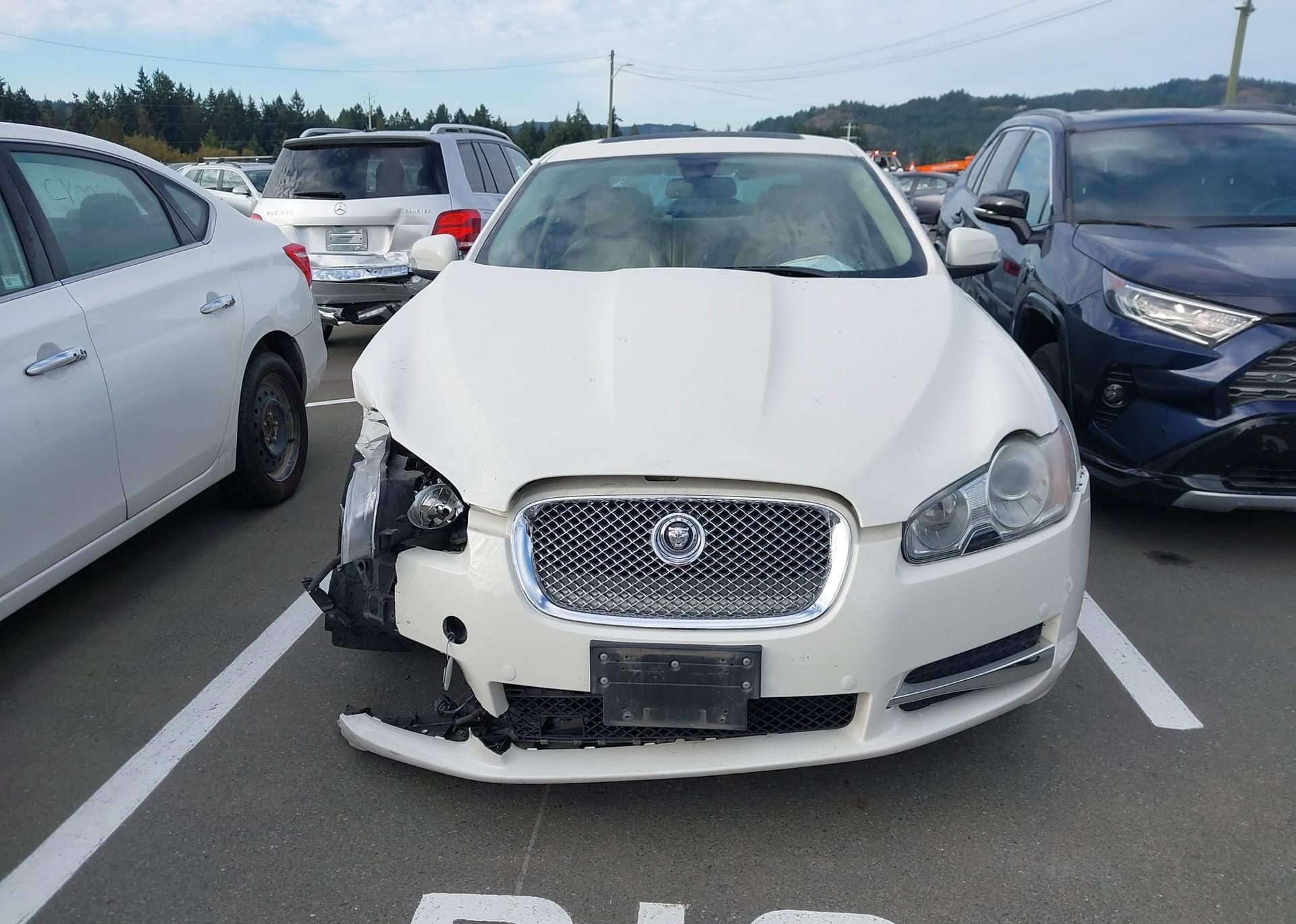 2009 JAGUAR XF