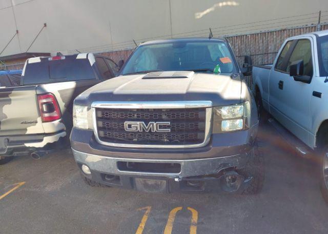 2011 GMC SIERRA K2500 SLE