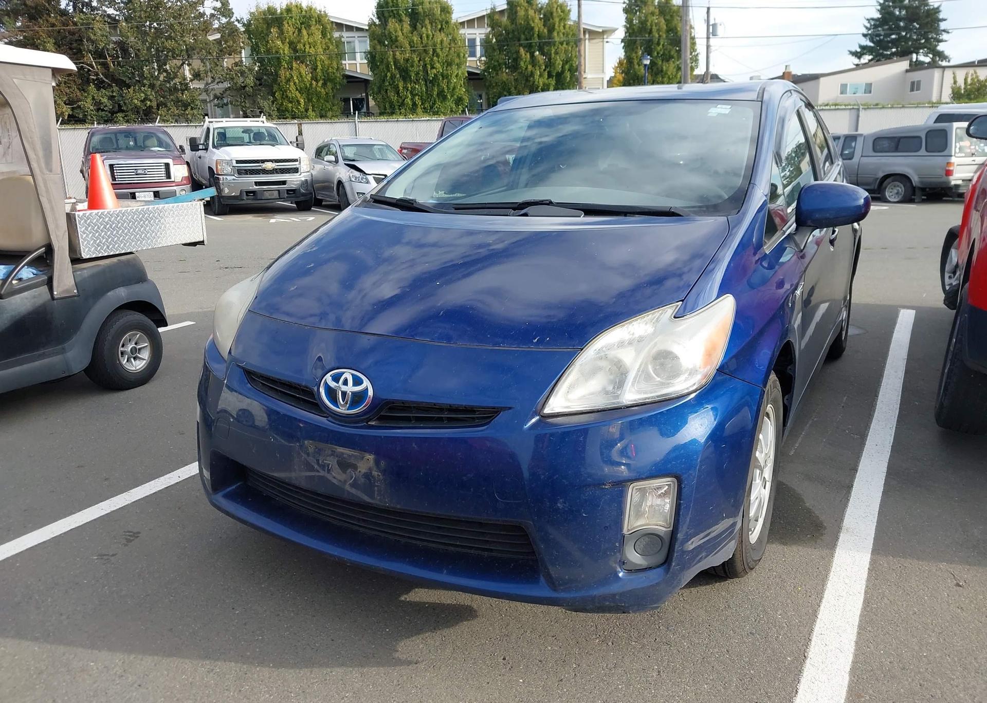 2011 TOYOTA PRIUS