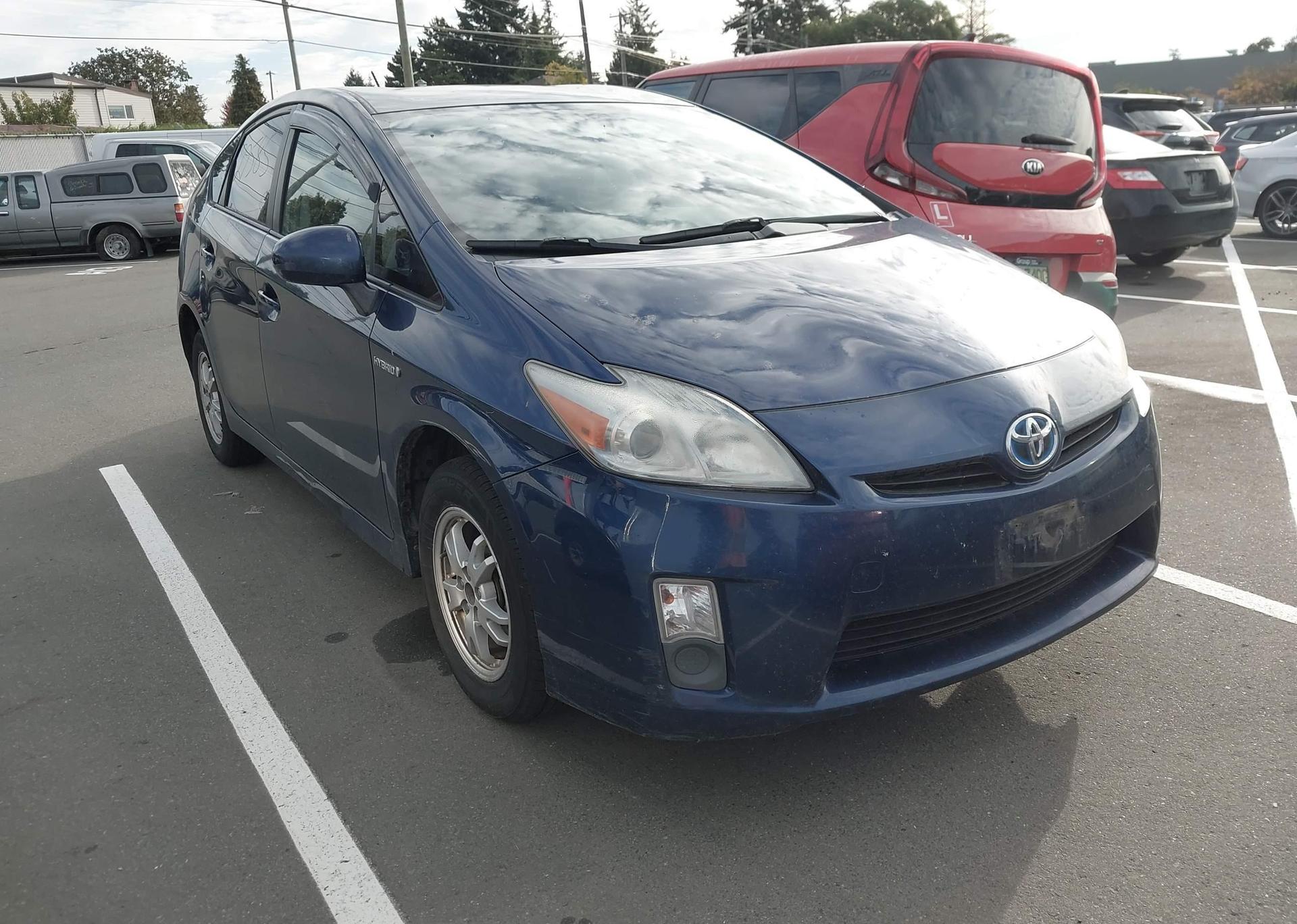 2011 TOYOTA PRIUS