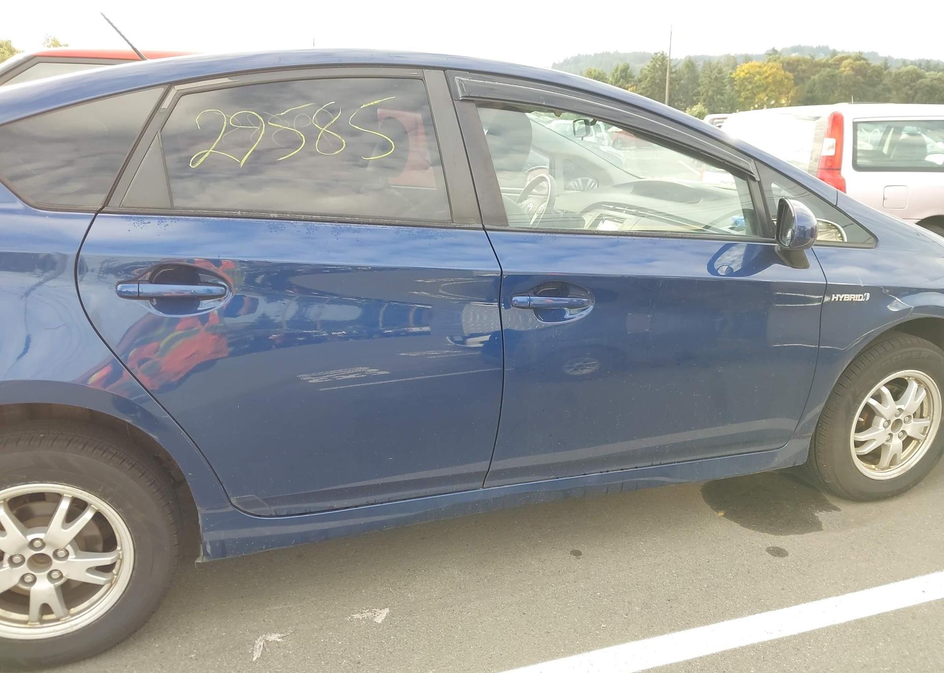 2011 TOYOTA PRIUS