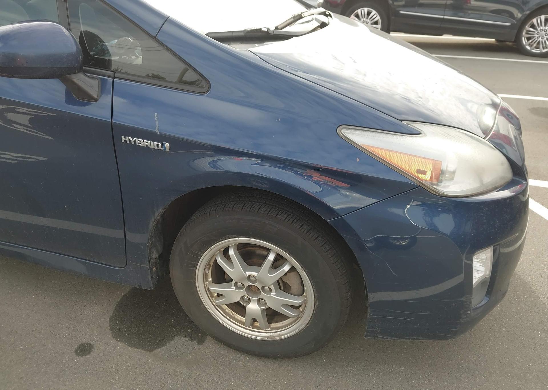 2011 TOYOTA PRIUS