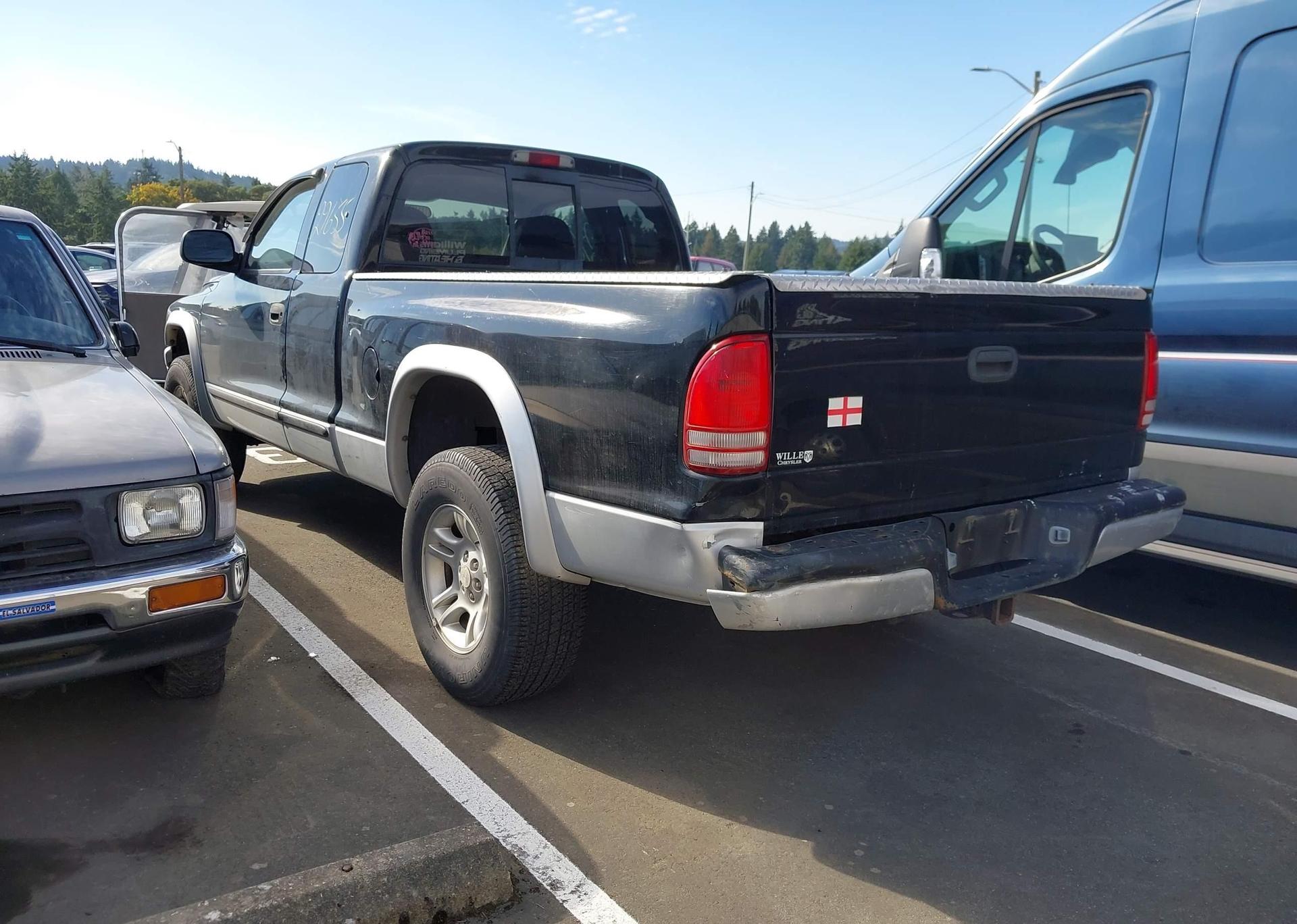 2003 DODGE DAKOTA SLT