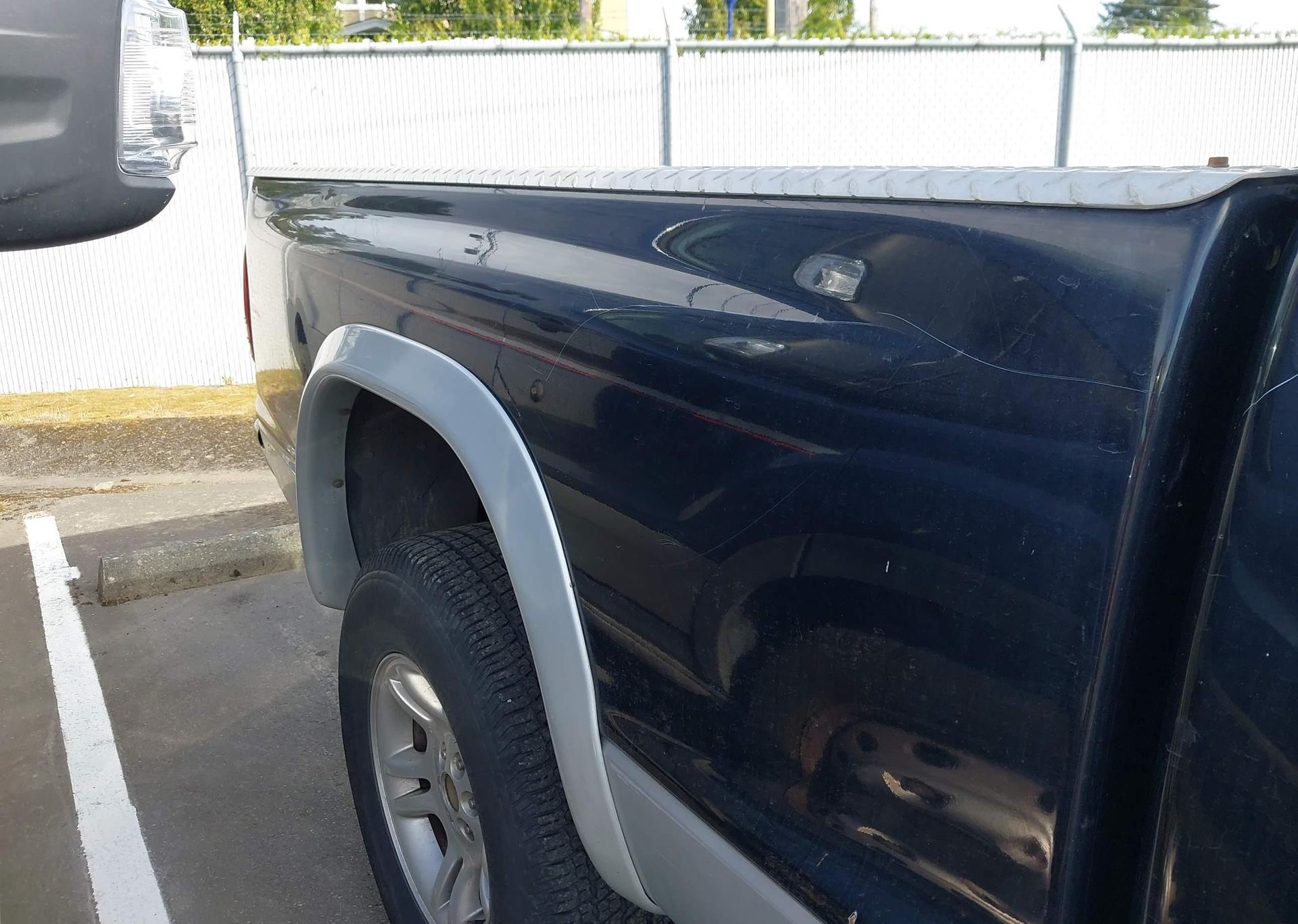 2003 DODGE DAKOTA SLT