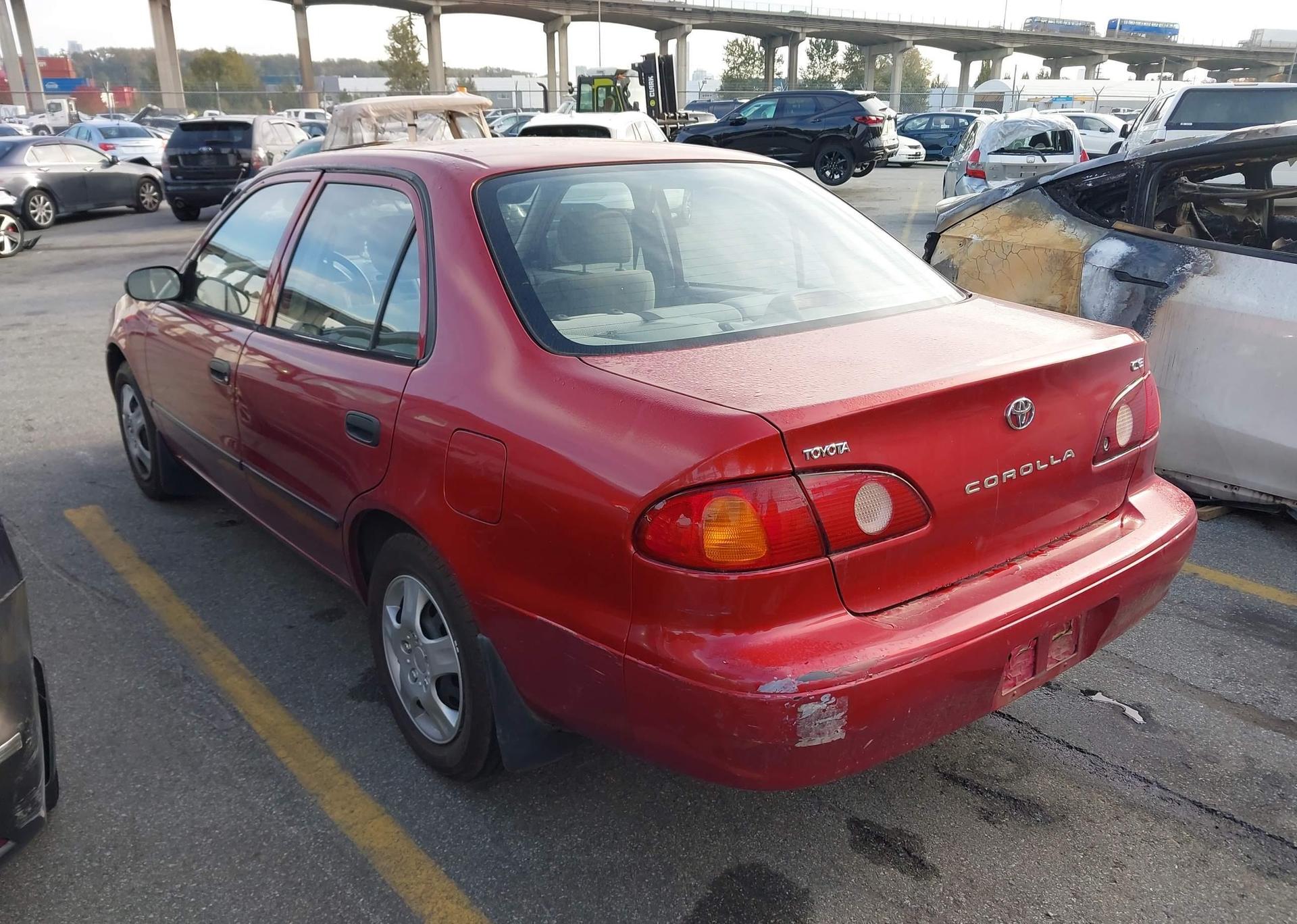 2001 TOYOTA COROLLA CE