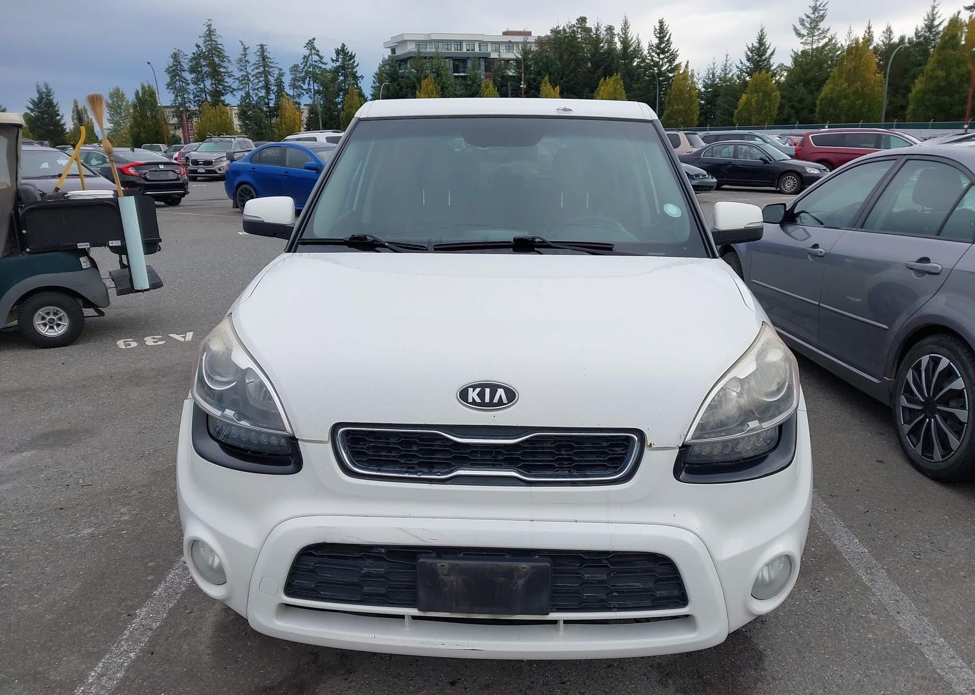 2012 KIA SOUL +