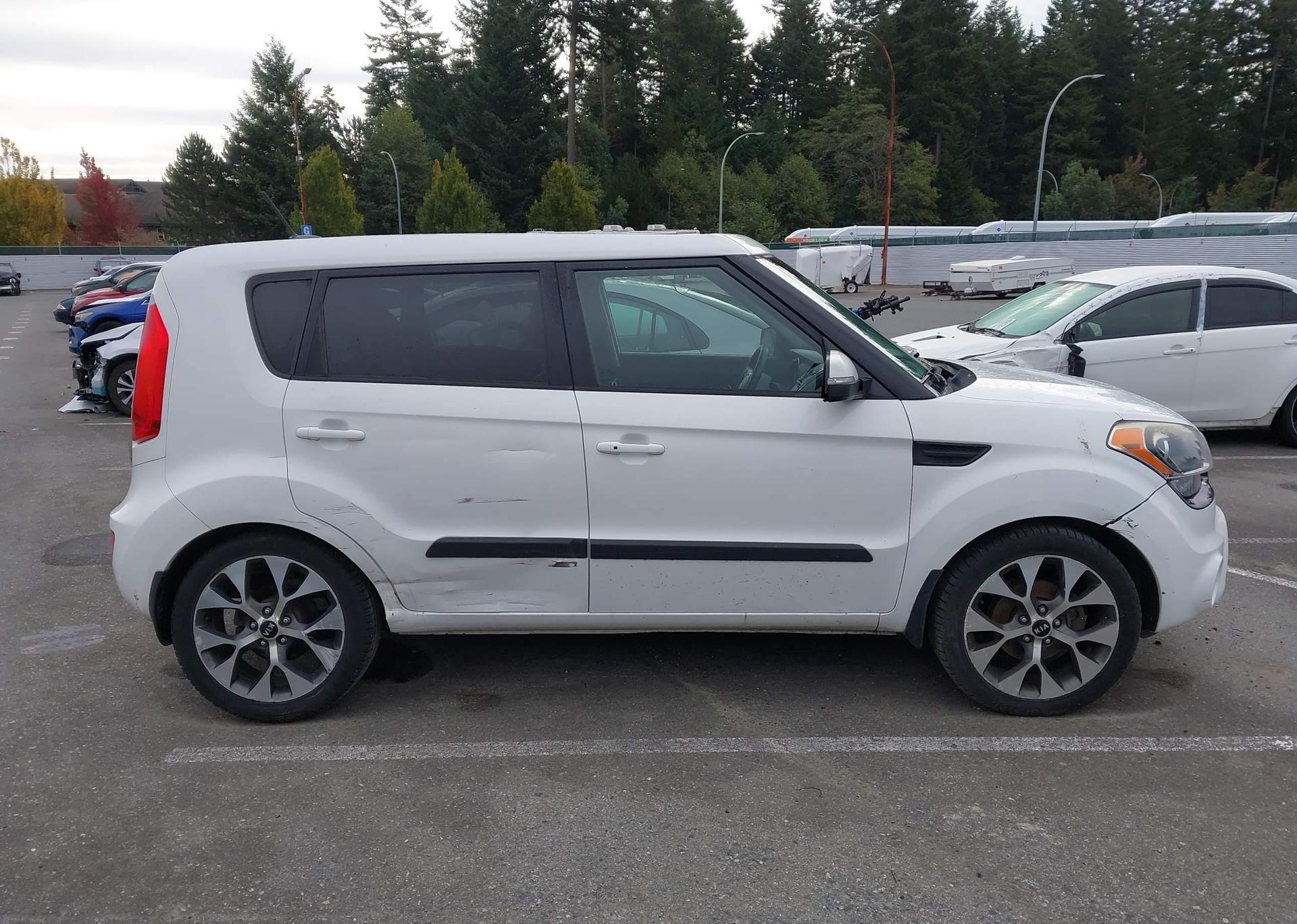 2012 KIA SOUL +
