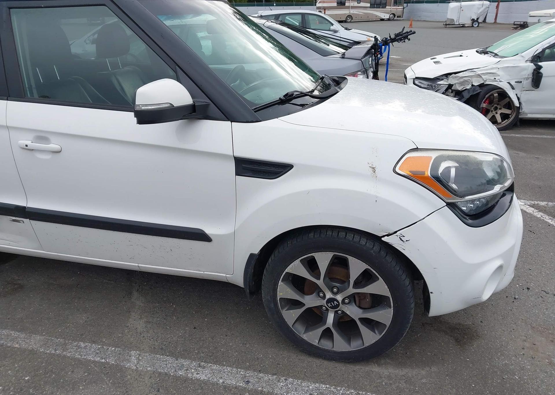 2012 KIA SOUL +