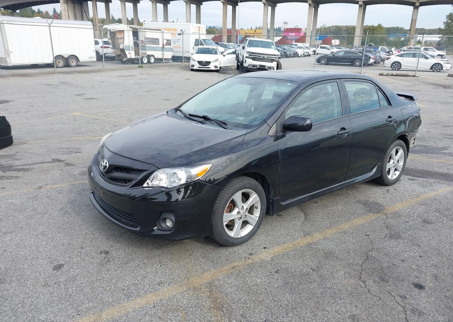 2011 TOYOTA COROLLA S