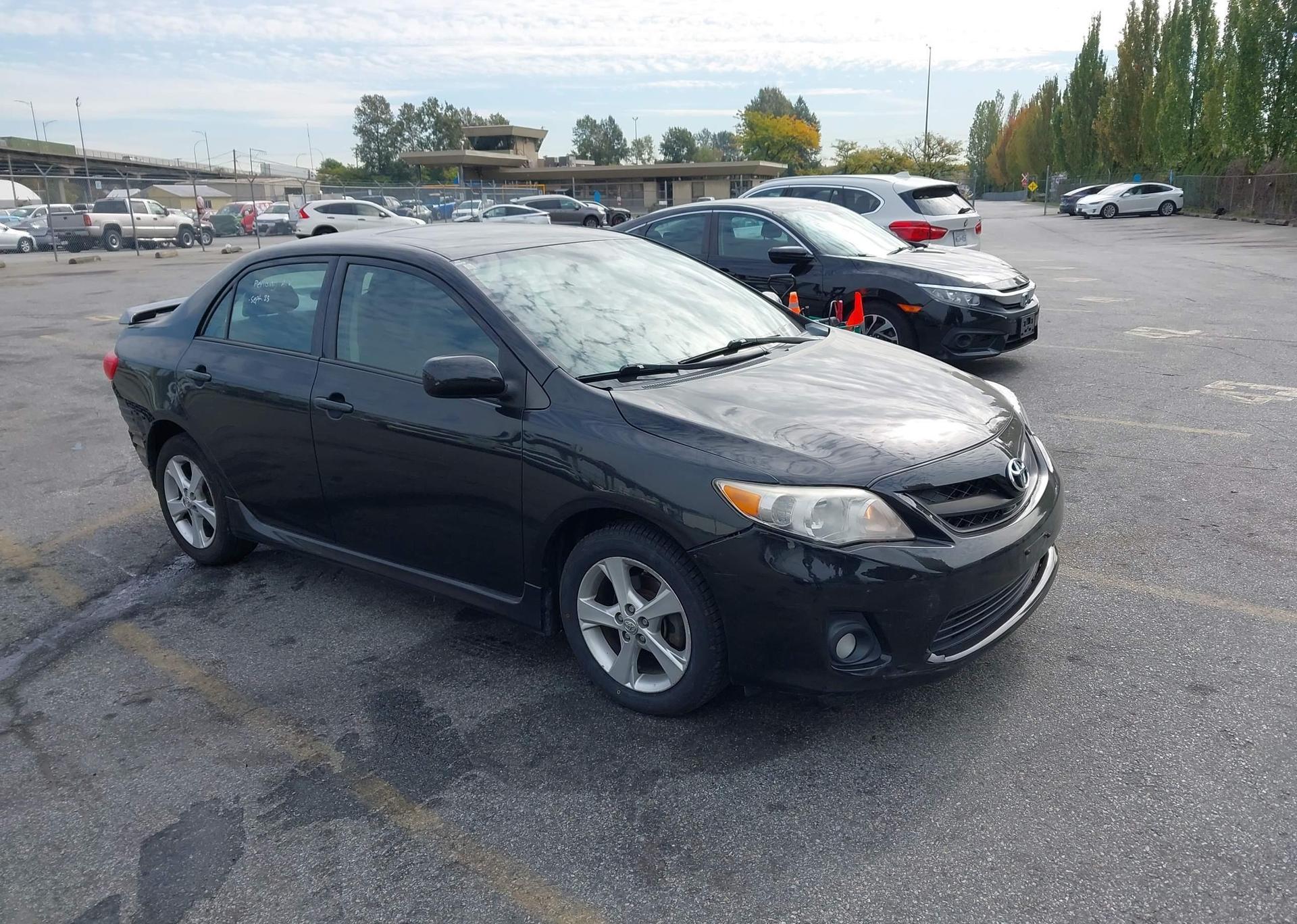 2011 TOYOTA COROLLA S