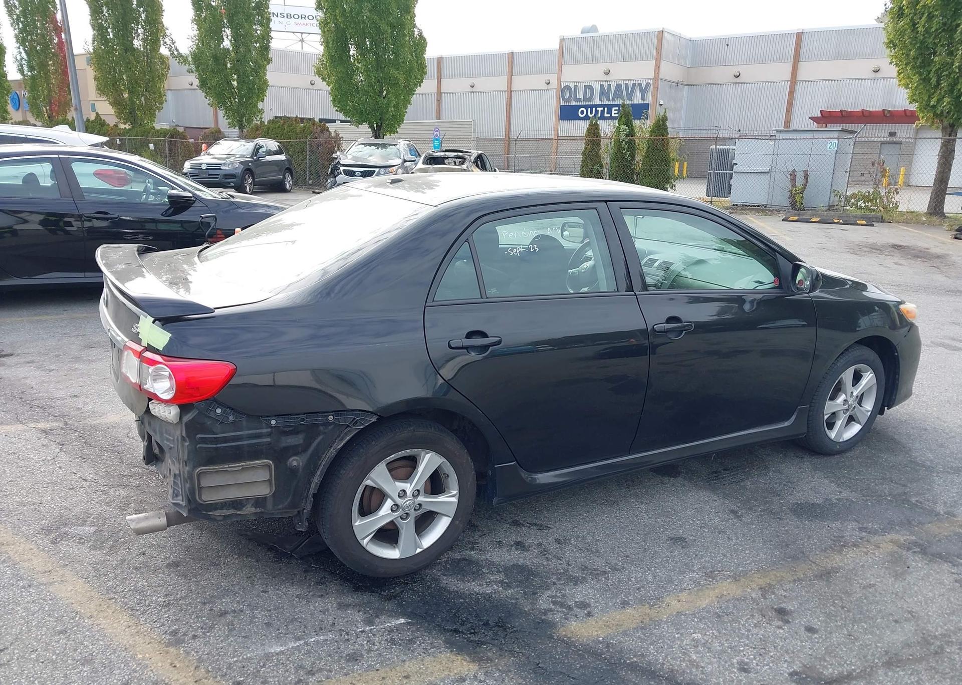 2011 TOYOTA COROLLA S