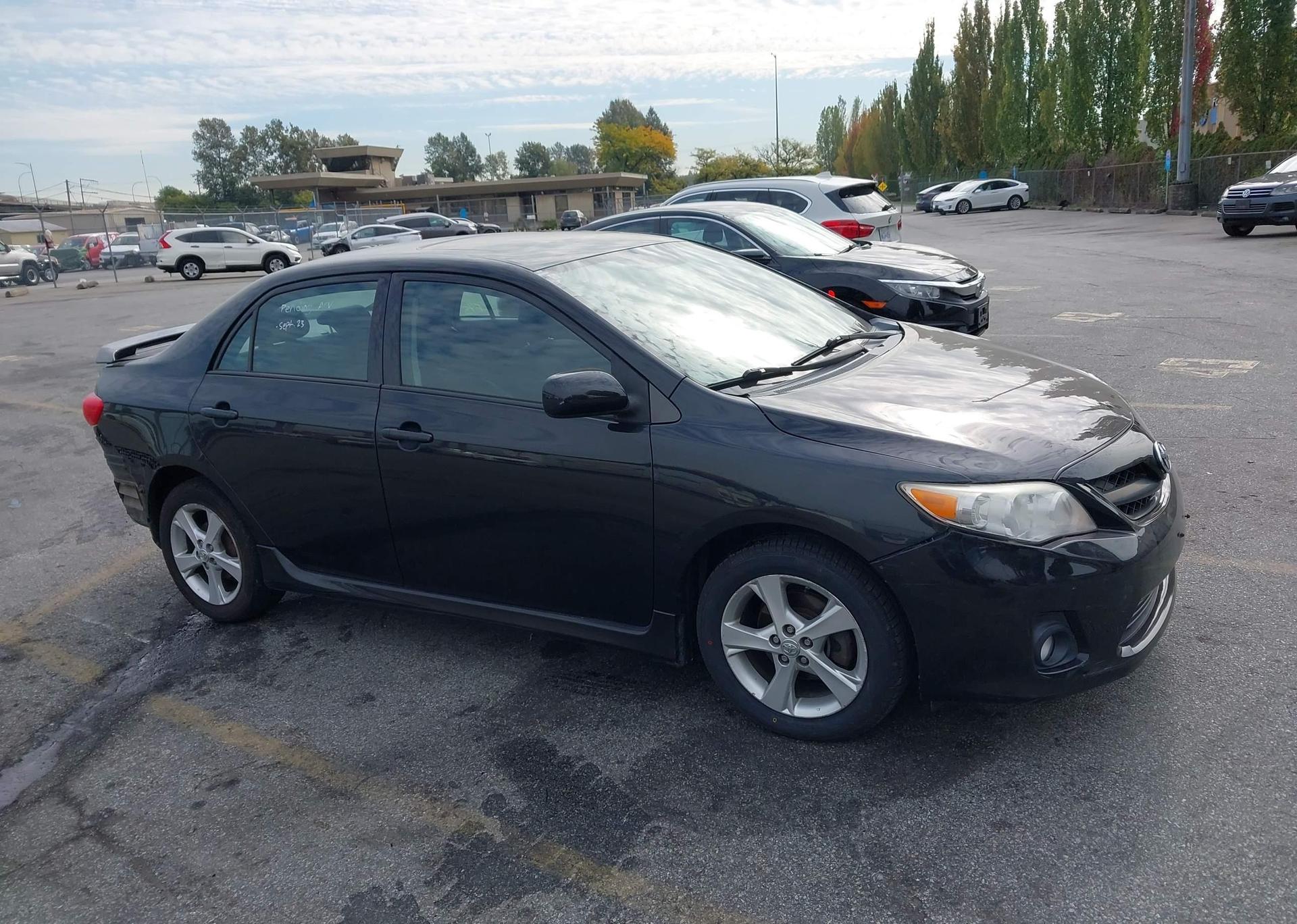 2011 TOYOTA COROLLA S