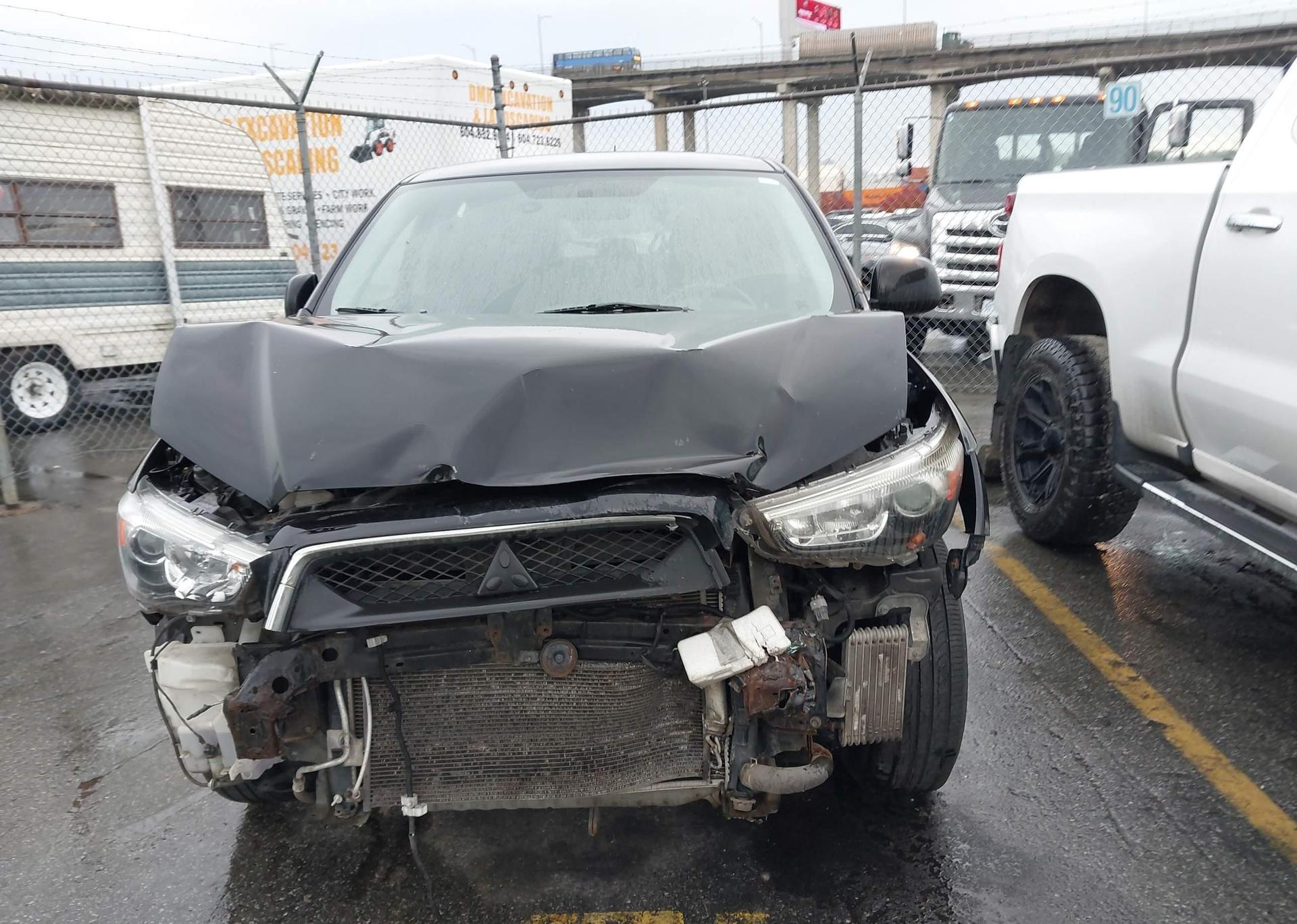 2012 MITSUBISHI RVR