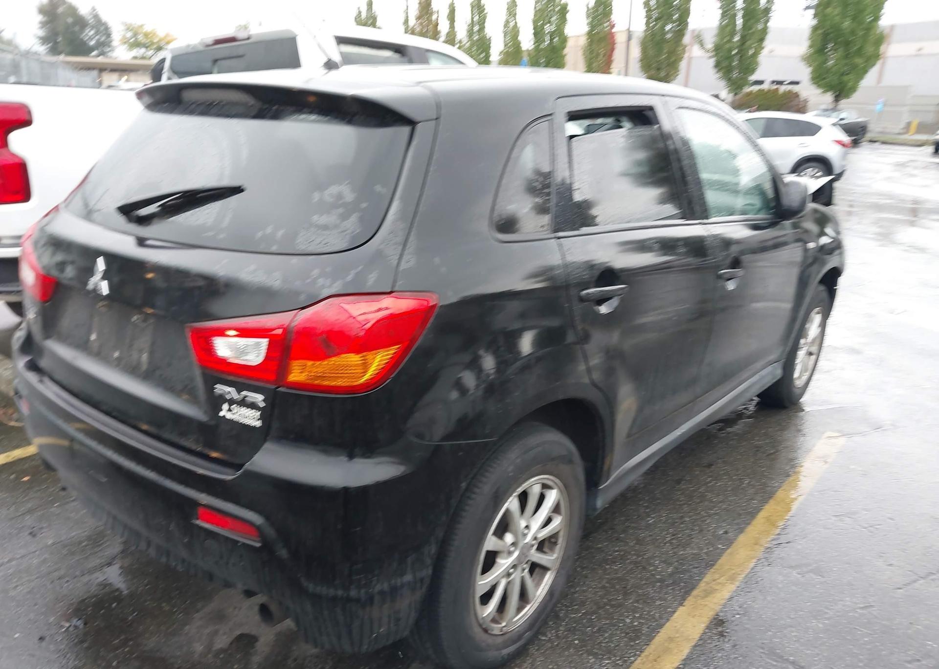 2012 MITSUBISHI RVR
