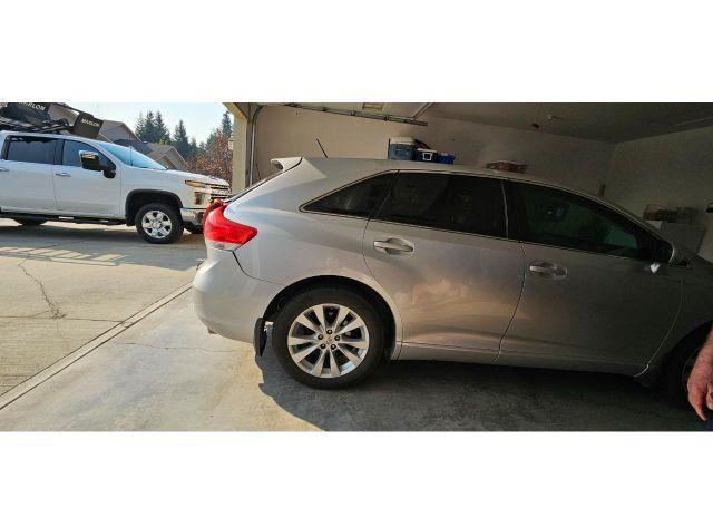 2010 TOYOTA VENZA
