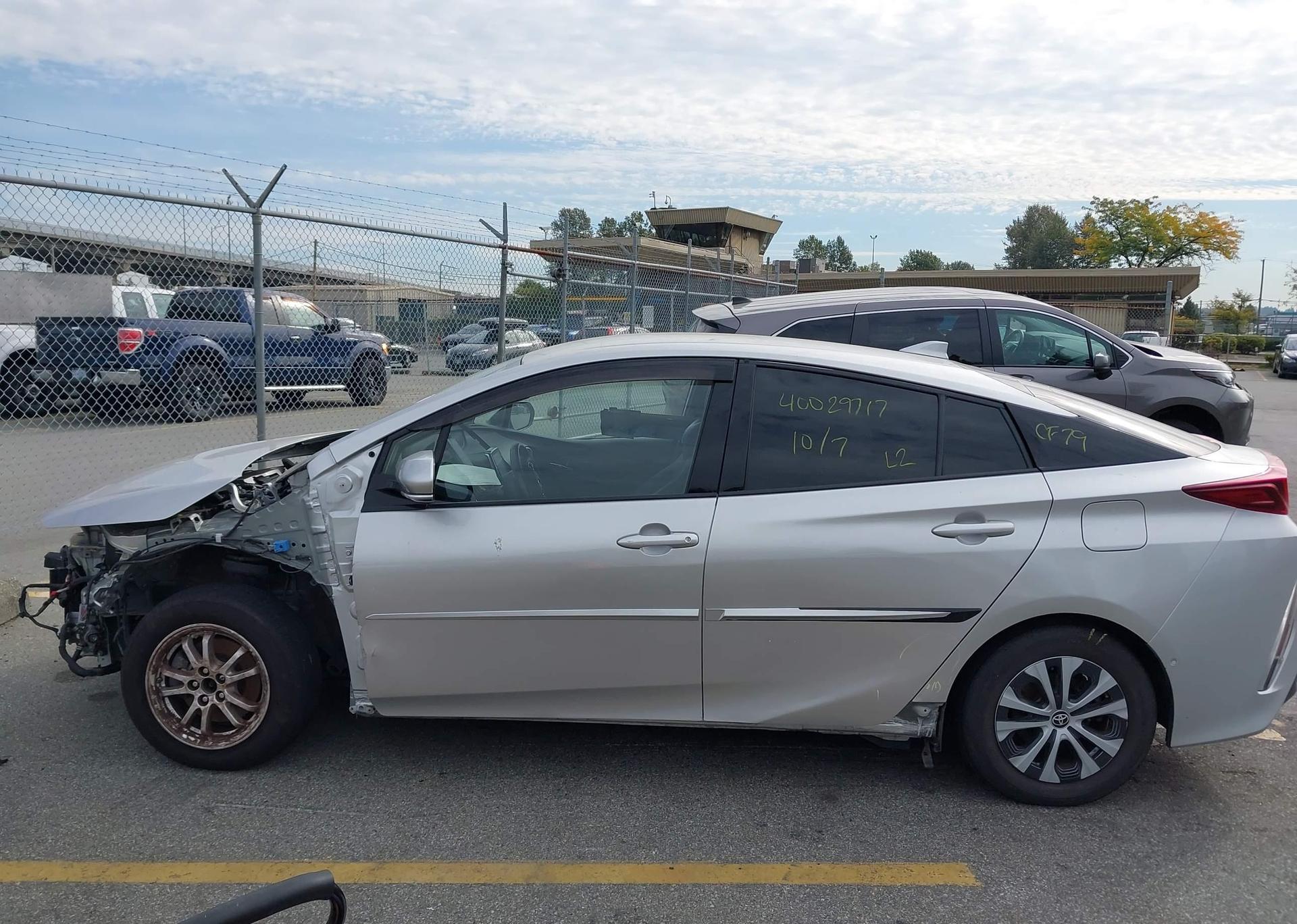 2020 TOYOTA PRIUS