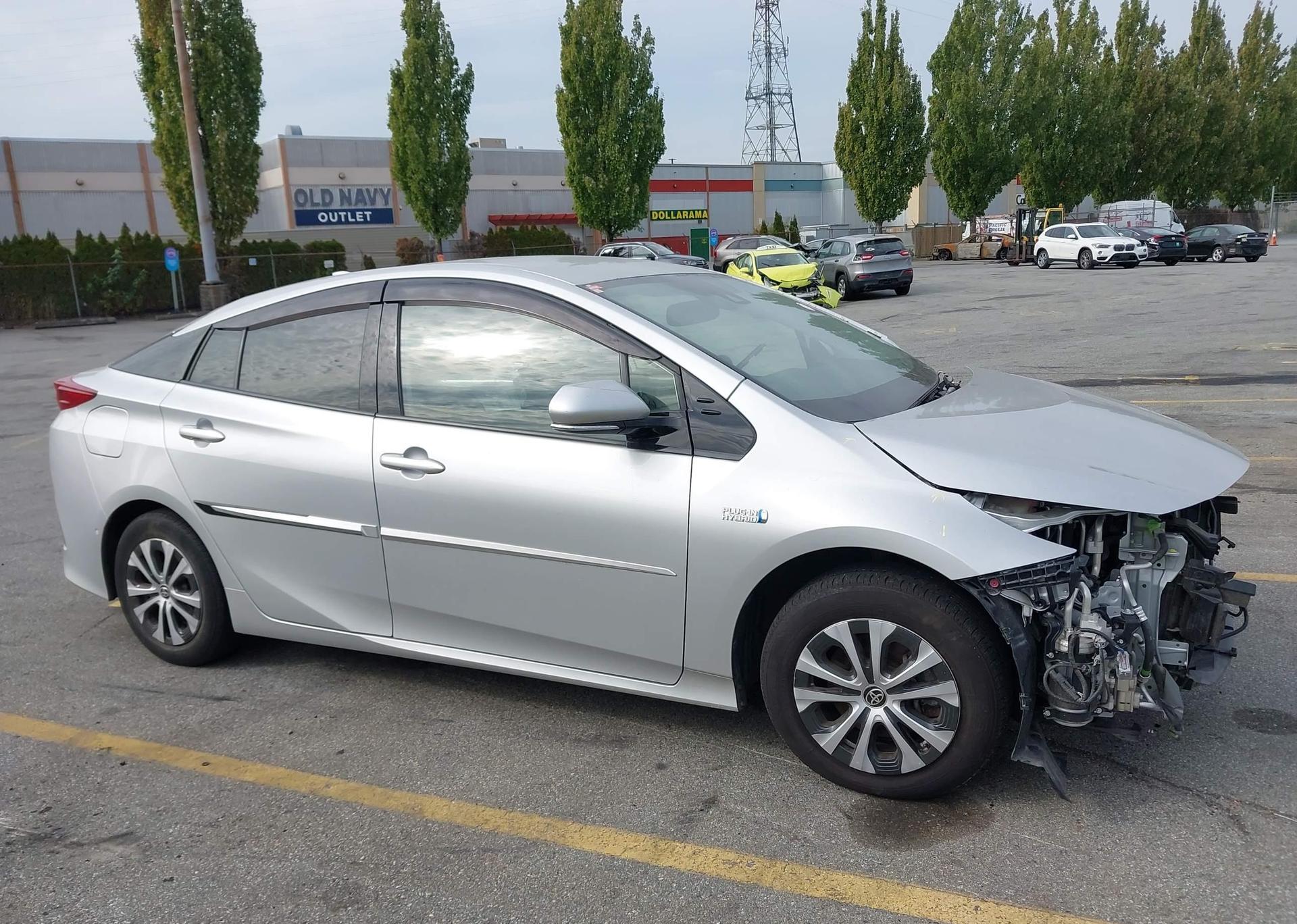 2020 TOYOTA PRIUS
