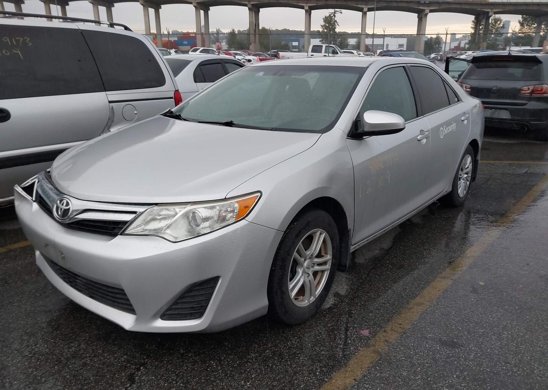 2012 TOYOTA CAMRY