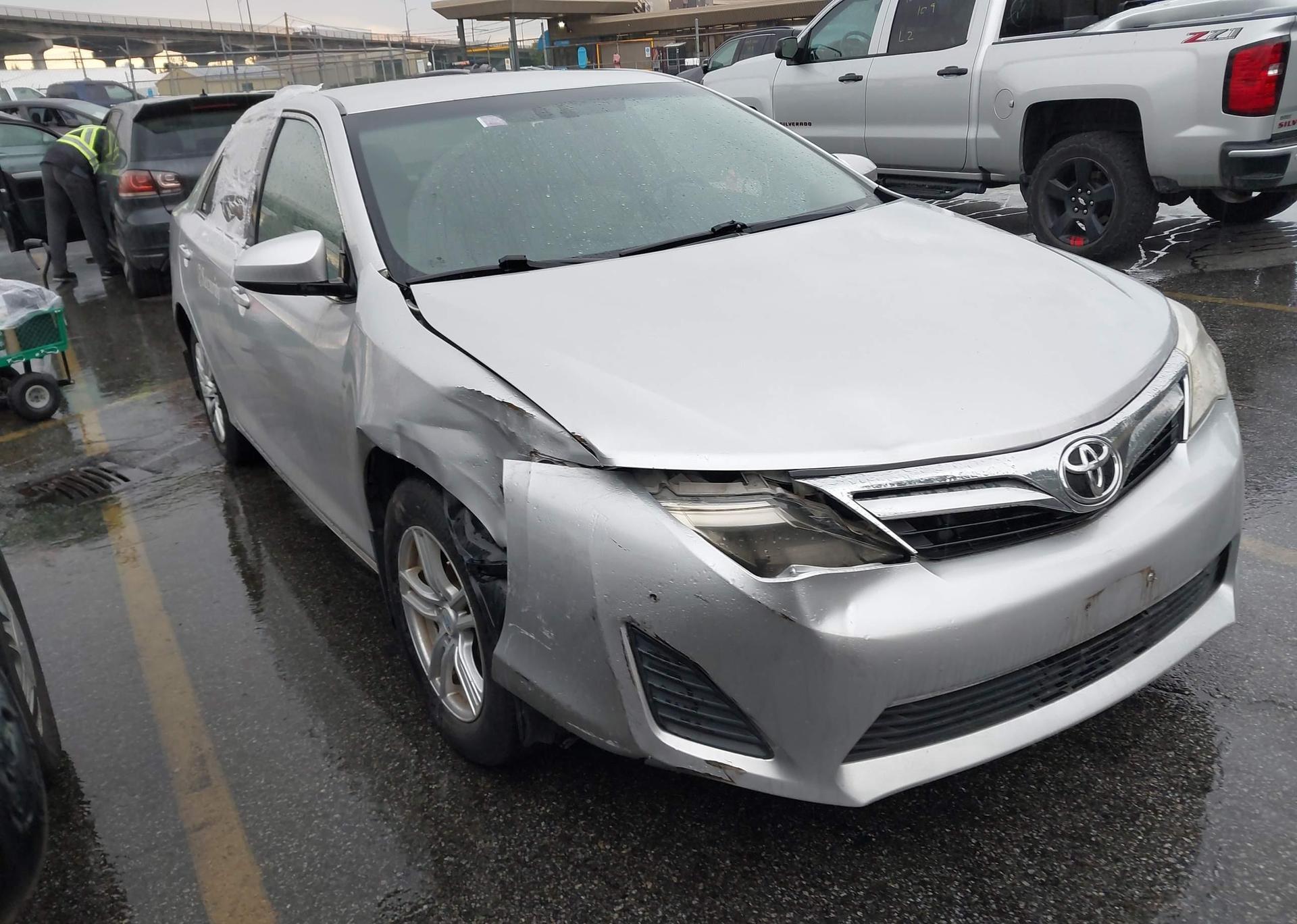 2012 TOYOTA CAMRY