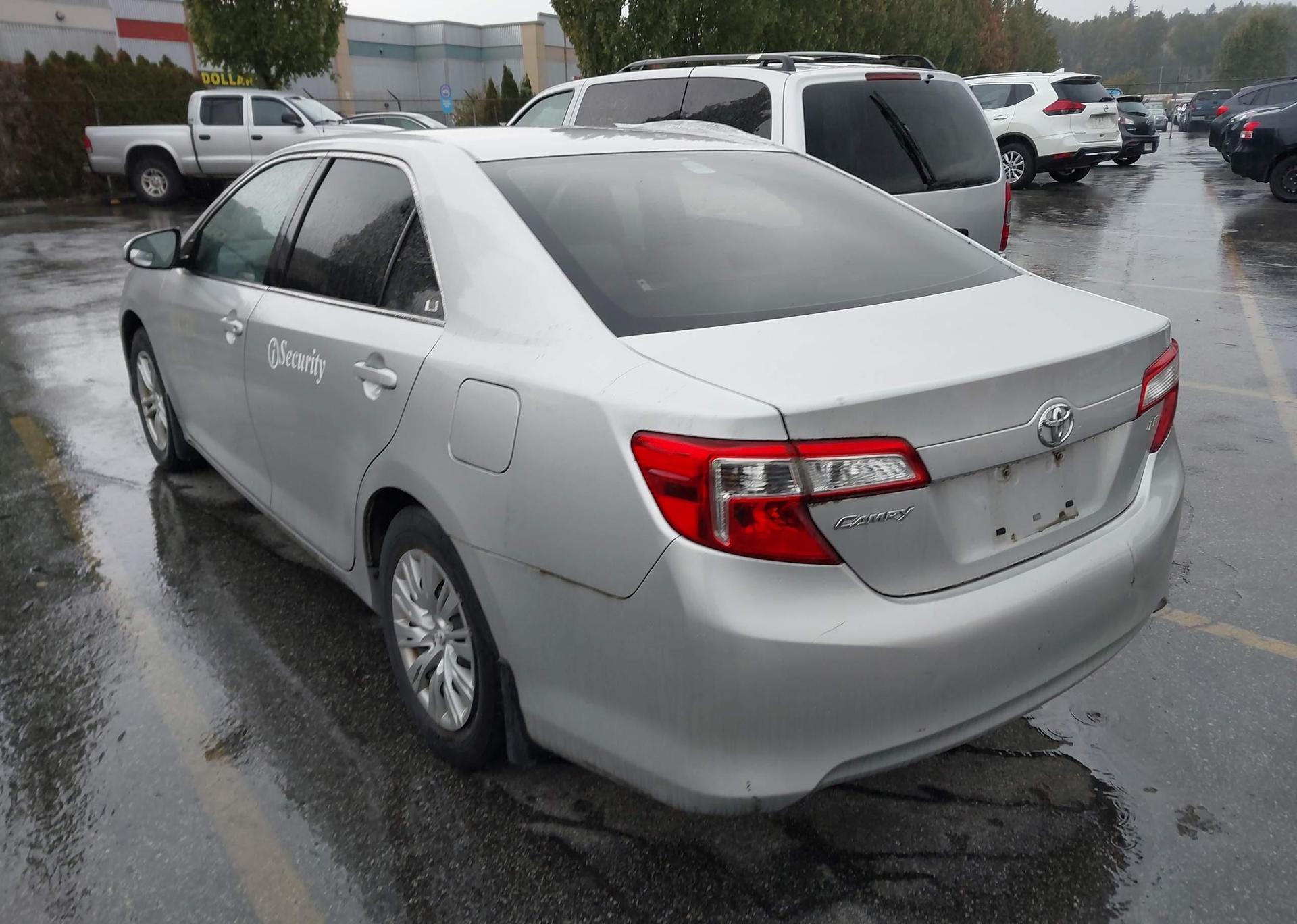 2012 TOYOTA CAMRY