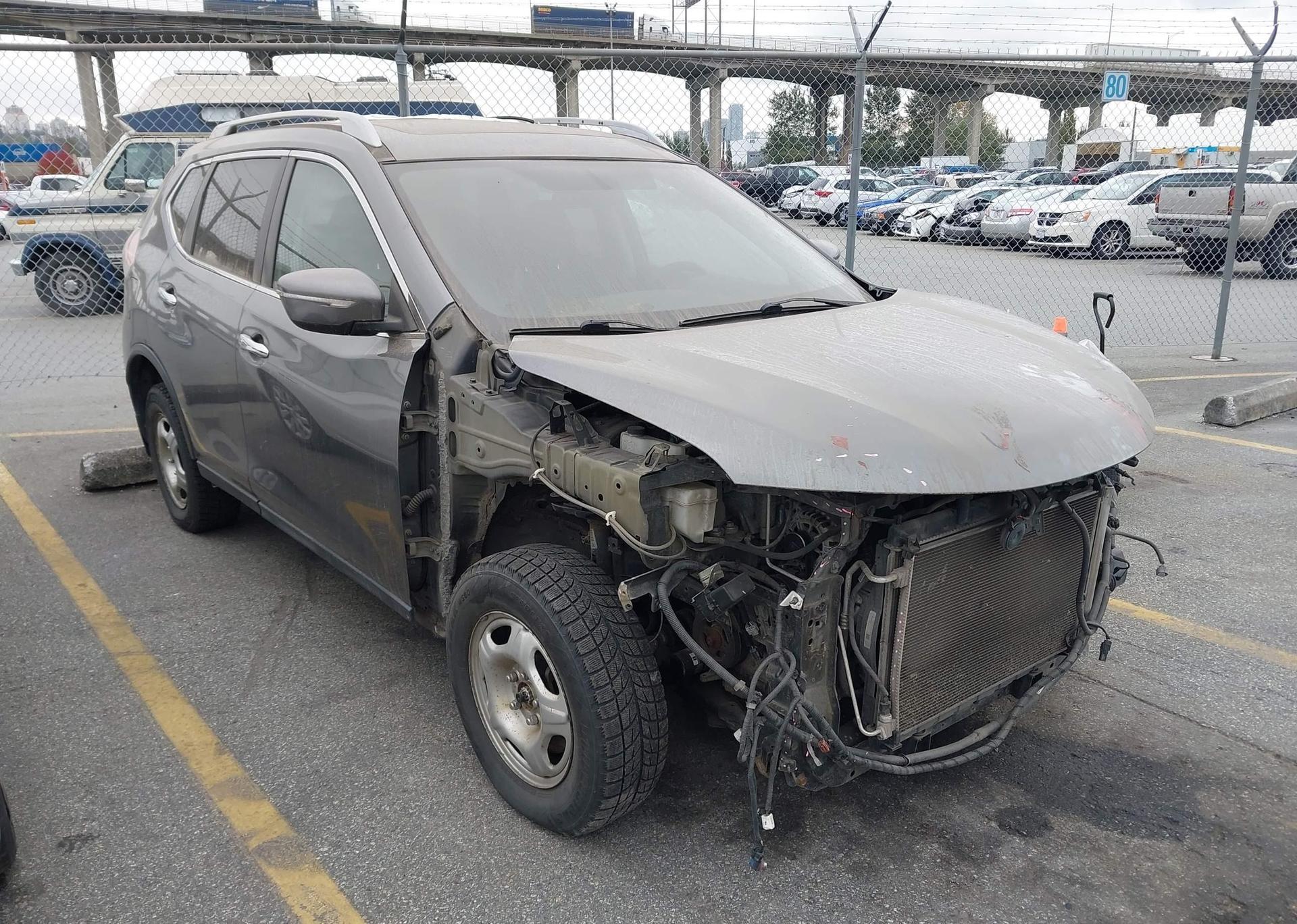2015 NISSAN ROGUE