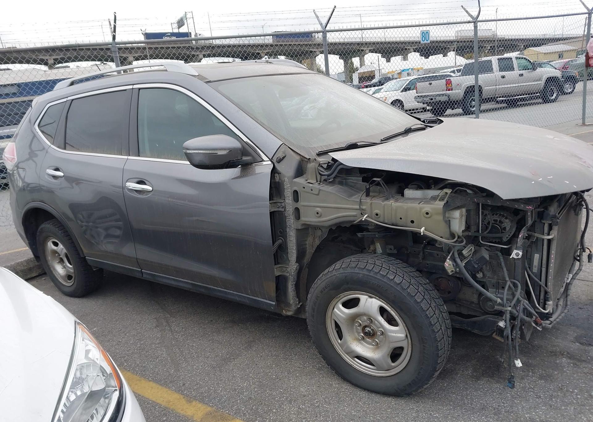 2015 NISSAN ROGUE