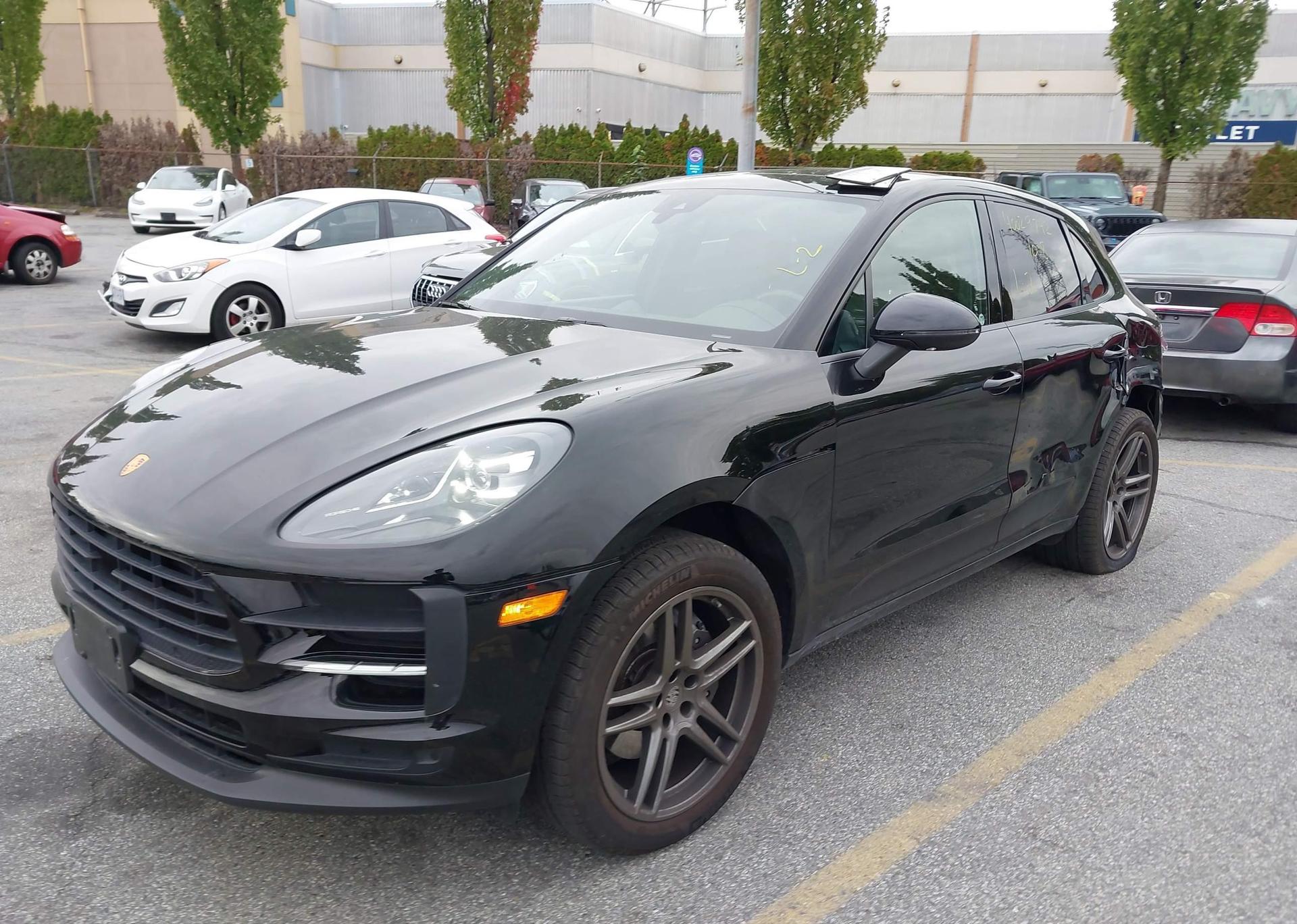 2021 PORSCHE MACAN