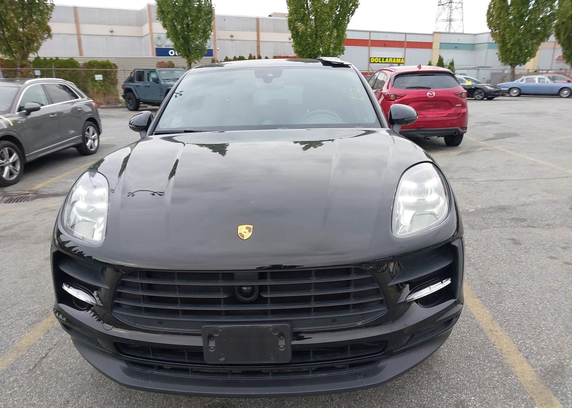 2021 PORSCHE MACAN